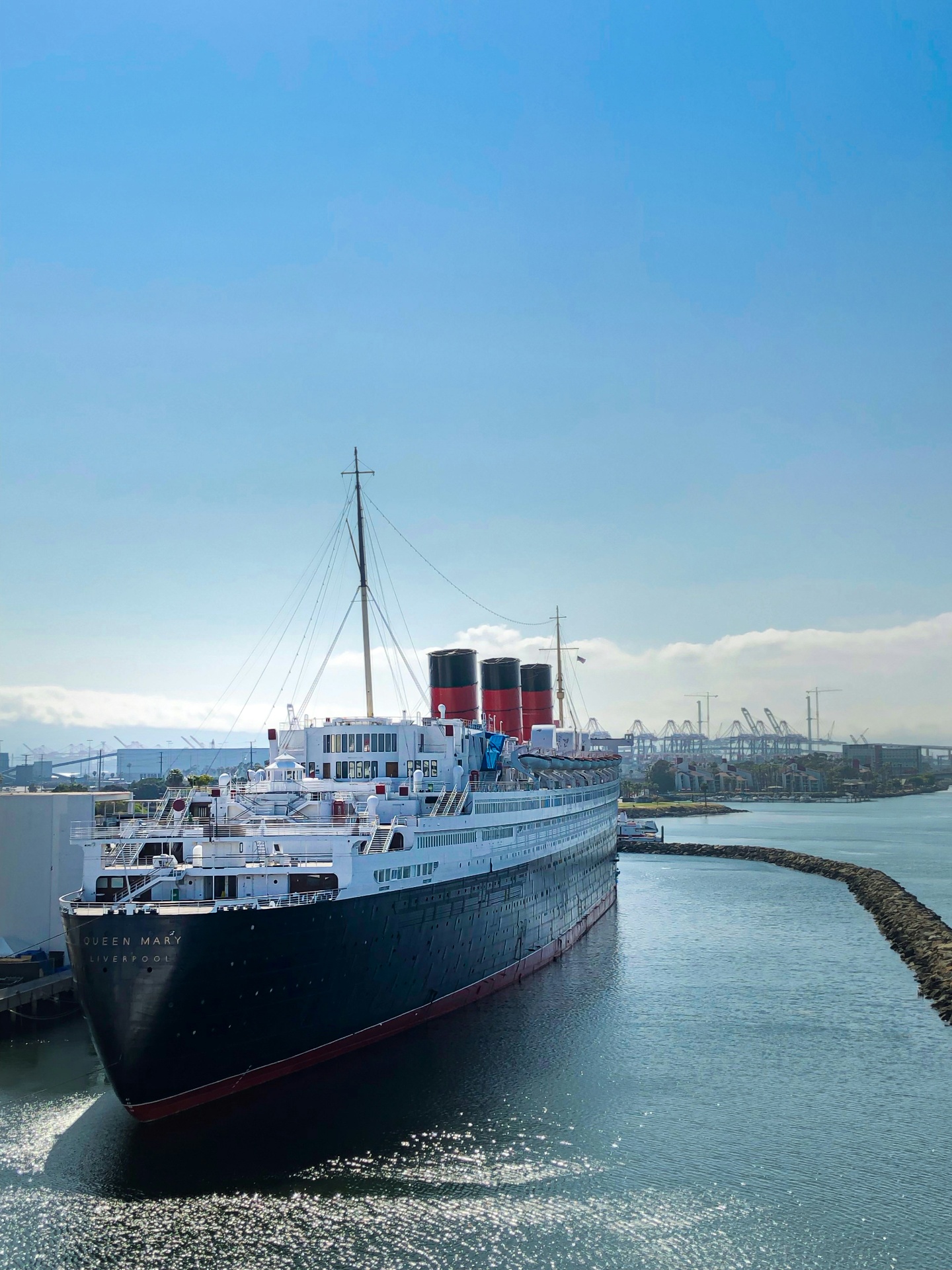 Long Beach, Southern California — magician for luxury events